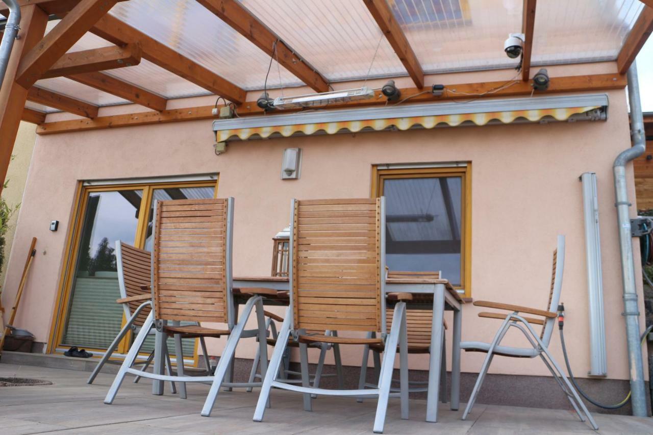 Romantische Ferienwohnung Mit Fantastischem Ausblick, Pool Und Gartensauna Єна Екстер'єр фото